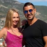 Переезд из страны, слухи о любовницах и возвращение на 