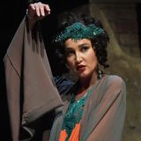 Обиженная Бузова резко отреагировала на отмену спектакля со своим участием 