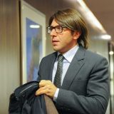 Обрюзгший Малахов вызвал оторопь: Отросшие волосы и женственный вид