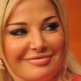 Максакова морит себя голодом ради денег