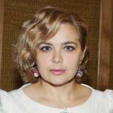 Вывалившая внушительную грудь Пегова произвела фурор Вывалившая внушительную грудь Пегова произвела фурор