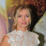 Изящные формы, откровенные фото и сходство с мамой: какой выросла 20-летняя дочь Веры Брежневой