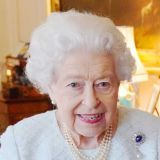 Страшные мысли лишили сна тяжелобольную Елизавету II