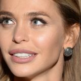 Облизывающаяся на президента Хилькевич обратилась к народу: Я – женщина!