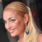 Проказница Волочкова трясет с мужиков по 100 тысяч евро за услугу