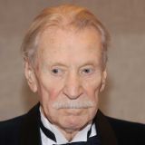 Врачи поставили диагноз жалующемуся на проблемы со зрением Краско