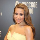 Юлия Барановская мечтает надеть белое платье и выйти замуж