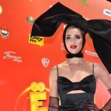 Еда между ног и выпавшая грудь: Показавшую лишнего Бузову жестко приложили 