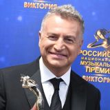 Повзрослевшая дочь Агутина поразила глубоким декольте