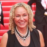 Сын обокрал родную мать, а дочь даже не знает русский язык: какими выросли дети Андрейченко