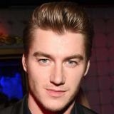 Кромешная тьма: купивший особняк в США Алексей Воробьев рассказал о жизни в подвале