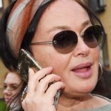 Лариса Гузеева показала кадры с массажного стола