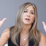 Осознала последствия: Дженнифер Энистон рассказала о серьезных проблемах со сном