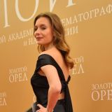Отправившаяся в путешествие Толкалина прочла стихи