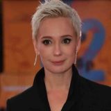 Бросила школу и отказывается смотреть на мать: какой стала старшая дочь Хаматовой