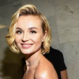 Потерявшая десятки кг Гагарина показала лобковые кости