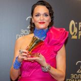 Образ певицы Славы разнес в пух и прах известный стилист