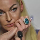 Волочкова назвала главную причину массовой эмиграции среди звезд