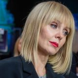 Певица Валерия удивила поклонников необычной позой йоги