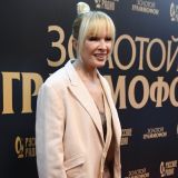 Двуличная Вайкуле вонзила нож в спину Крутого