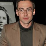 Откуда у Шепелева деньги на красивую жизнь?