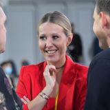 Скандальный блогер взболтнул о беременности Собчак