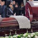 Краше Началовой: 68-летней Моисеев в гробу выглядит принцем из сказки Краше Началовой: 68-летней Моисеев в гробу выглядит принцем из сказки