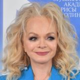 Что с лицом? Раздобревшую пышку Долину закололи