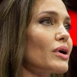 Голливудские демонессы: жгучая ненависть между Джоли и Терон достигла апогея