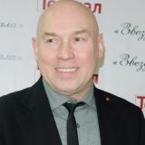 Потеря работы из-за пьянства и отсутствие семьи: что случилось с холостяком Сухоруковым