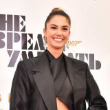 Муцениеце похвасталась кольцом