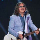 Николаев вывел в свет новую исполнительницу