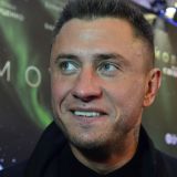 Молодая жена похвасталась шикарным букетом от Прилучного