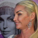 Любительница шпагатов Волочкова получила травму паха