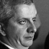 Фанаты Богомолова устроили скандал в блоге его бывшей жены 