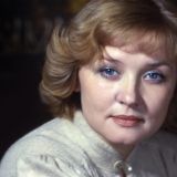 Как 81-летней Алентовой удалось восстановить лицо после неудачной пластики