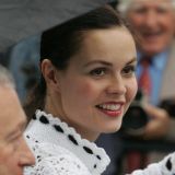 Помолодевшая Андреева восхитилась новорожденным малышом бегемота