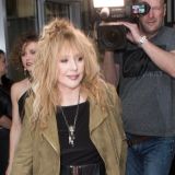 К Пугачевой в Израиль прилетел Юдашкин