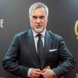 Понимают без слов: в день рождения Меладзе окружил жену цветами