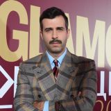 Иван Ургант показал фото из-под моста