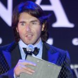 Малахова сняли в обнимку с роскошной дамой после слухов о разводе