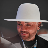 Александр Рогов раскрыл тайны звездного образа Филиппа Киркорова