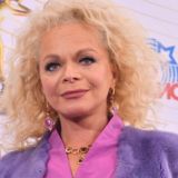 Долина откровенно рассказала о тяжелом периоде материнства