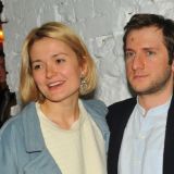 Седой и с бородой: Вернувшийся в Россию бывший муж Михалковой изменился до неузнаваемости