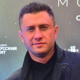 Прилучный поделился редким семейным кадром в честь важного события Прилучный поделился редким семейным кадром в честь важного события