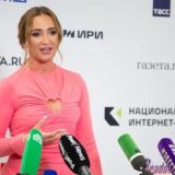 Еле передвигающую ноги Бузову утащили долой от публики: Что с певицей?