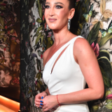 Обделенная мужским вниманием Бузова прилюдно накинулась на парня Клавы Коки