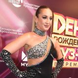 Пока не развалится: миллионерша Бузова из принципа ездит на старой машине