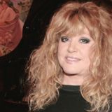 Гражданку нескольких стран Пугачеву могут лишить паспорта РФ при одном условии