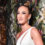 Почему построившая успешную карьеру Бузова не заводит детей?